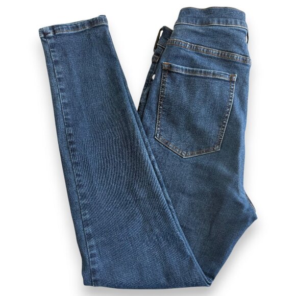 Banana Republic Universal Skinny Jeans – Medium Wash - Picture 4 of 7